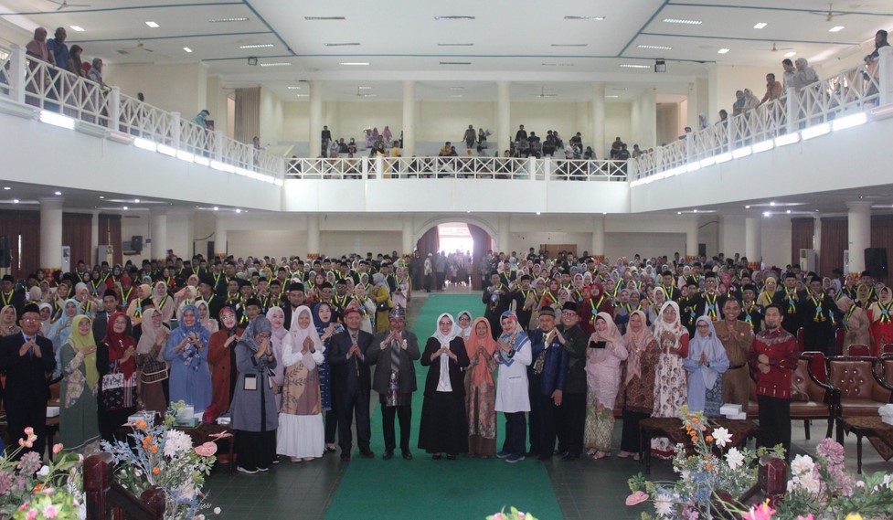 FITK UIN Raden Fatah Kukuhkan 414 Lulusan PPG Dalam Jabatan Batch-2